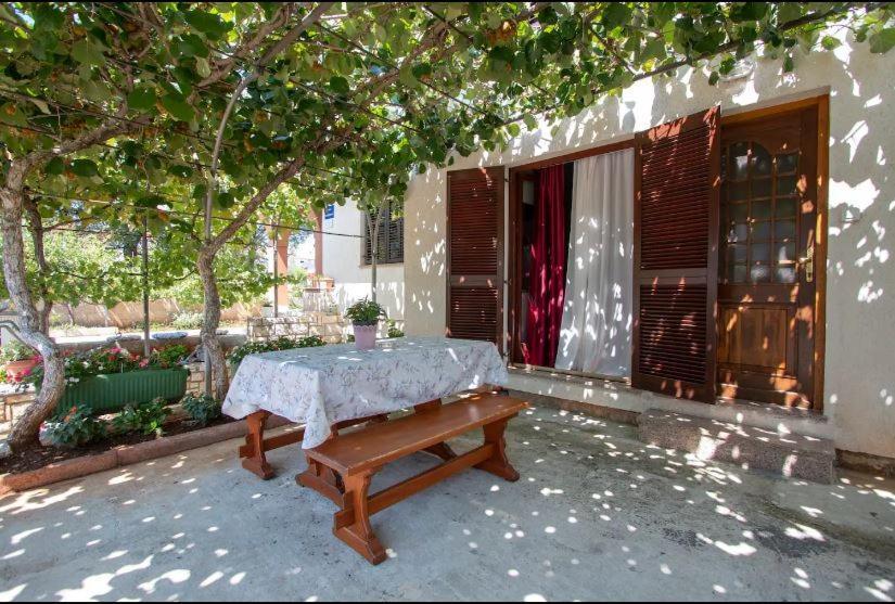 Irena'S Place A1 Ровинь Экстерьер фото