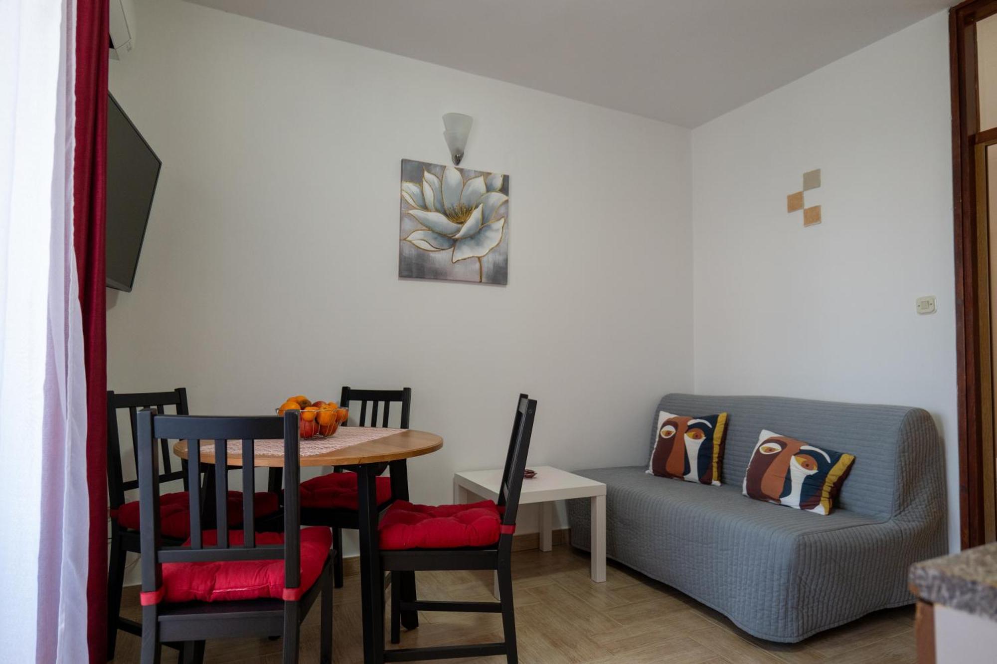 Irena'S Place A1 Ровинь Экстерьер фото