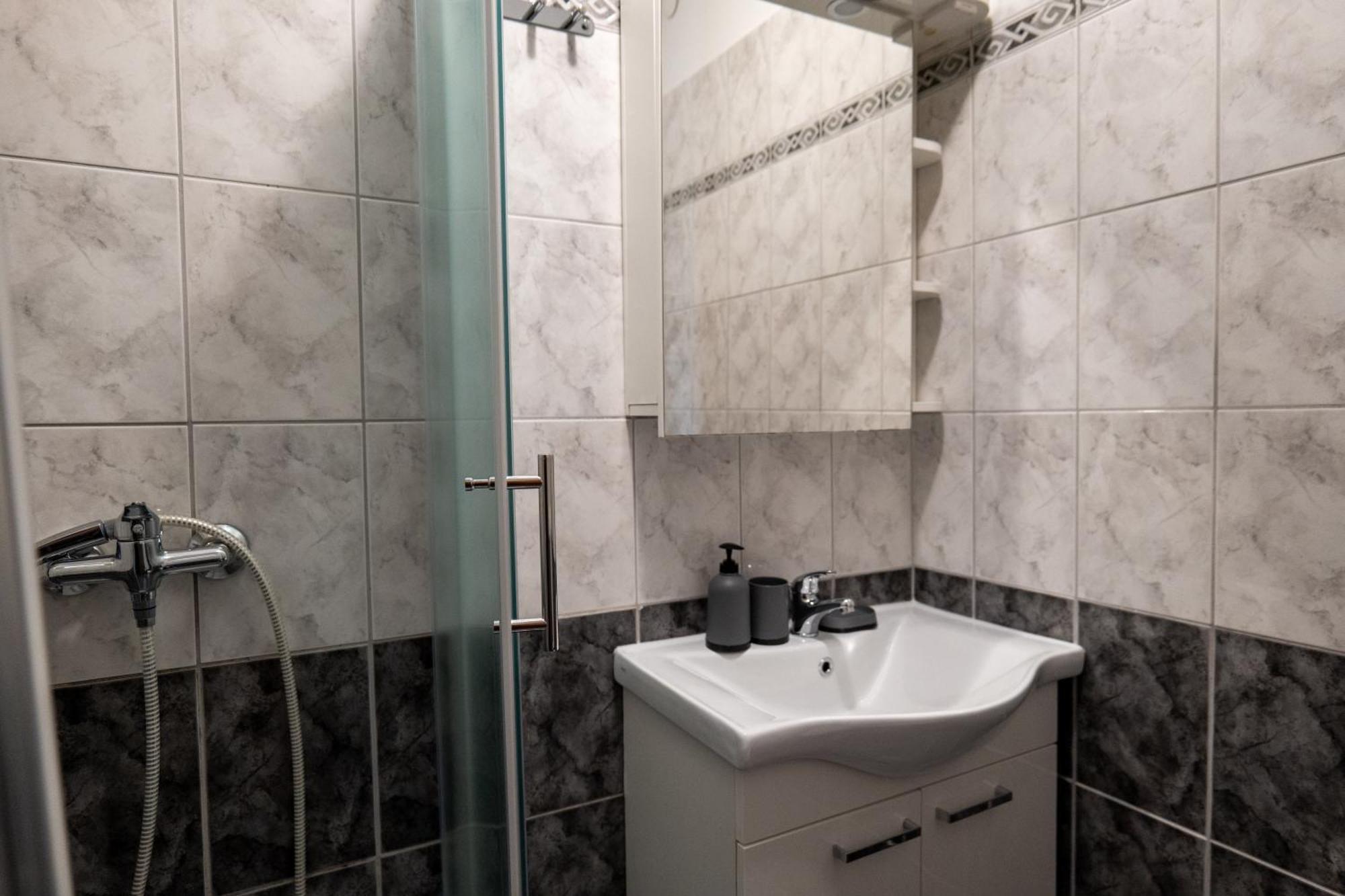 Irena'S Place A1 Ровинь Номер фото