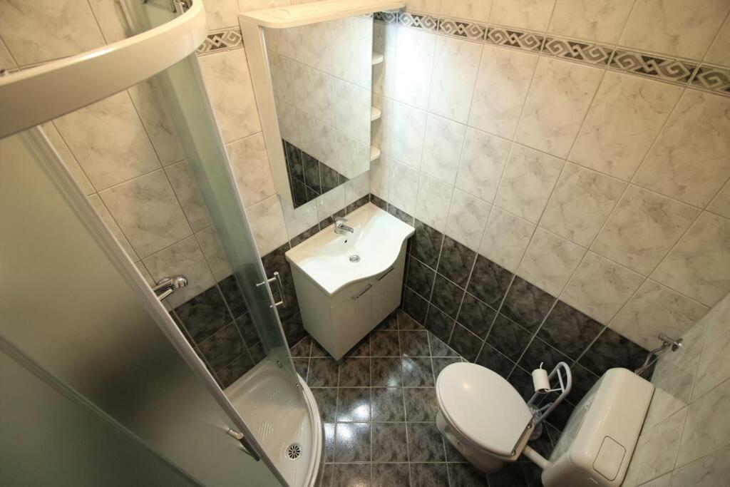 Irena'S Place A1 Ровинь Номер фото